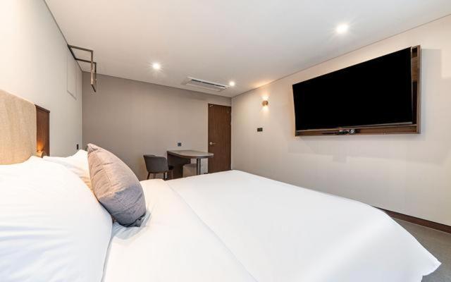 Hound Hotel Gijang Osiria Busan Exteriör bild