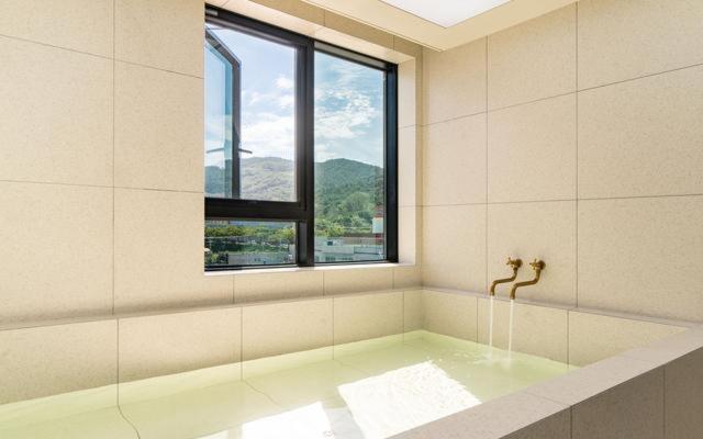 Hound Hotel Gijang Osiria Busan Exteriör bild