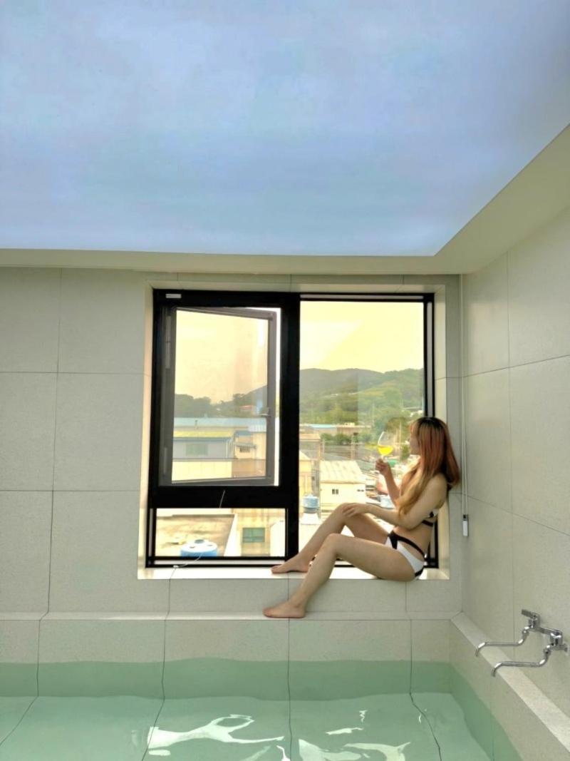 Hound Hotel Gijang Osiria Busan Exteriör bild